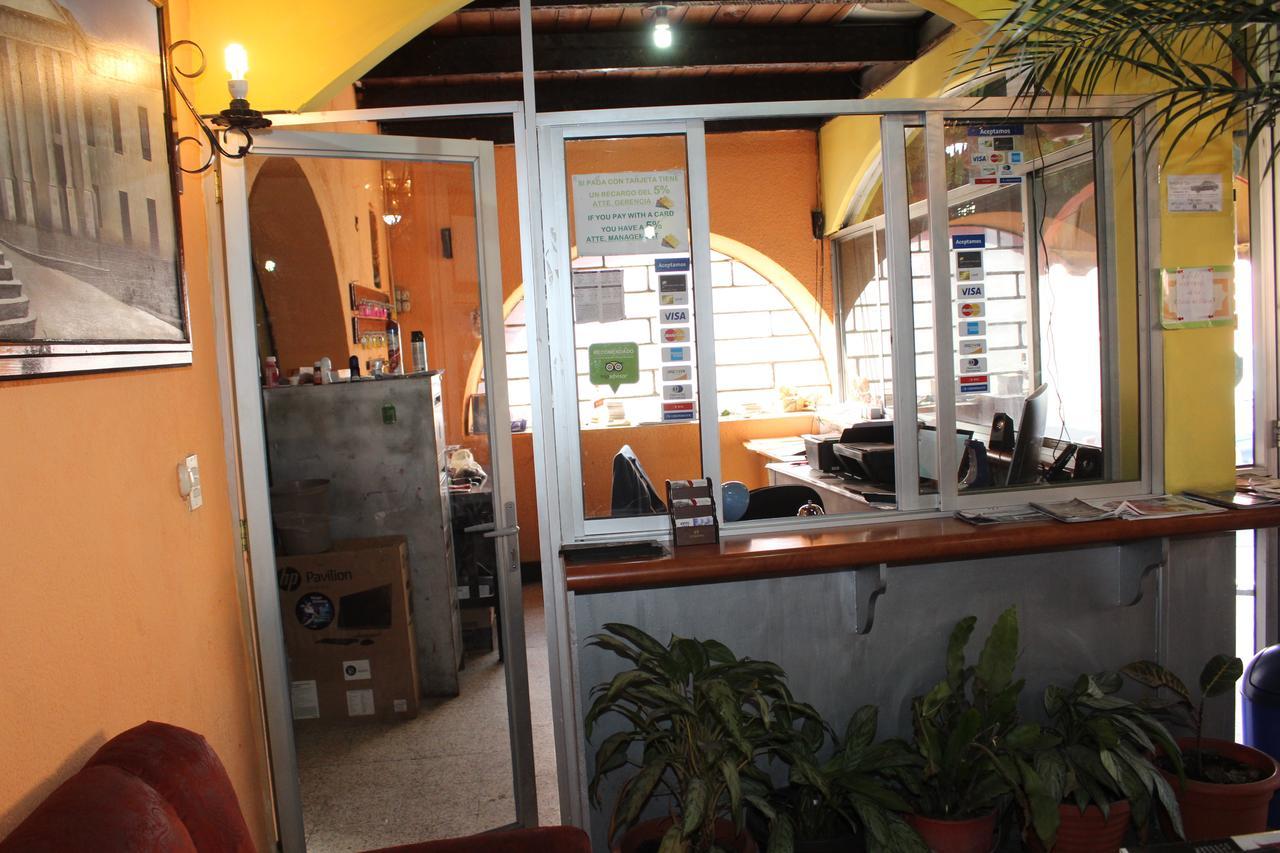 Hotel Casa Del Viajero كويتزالتنانغو المظهر الخارجي الصورة