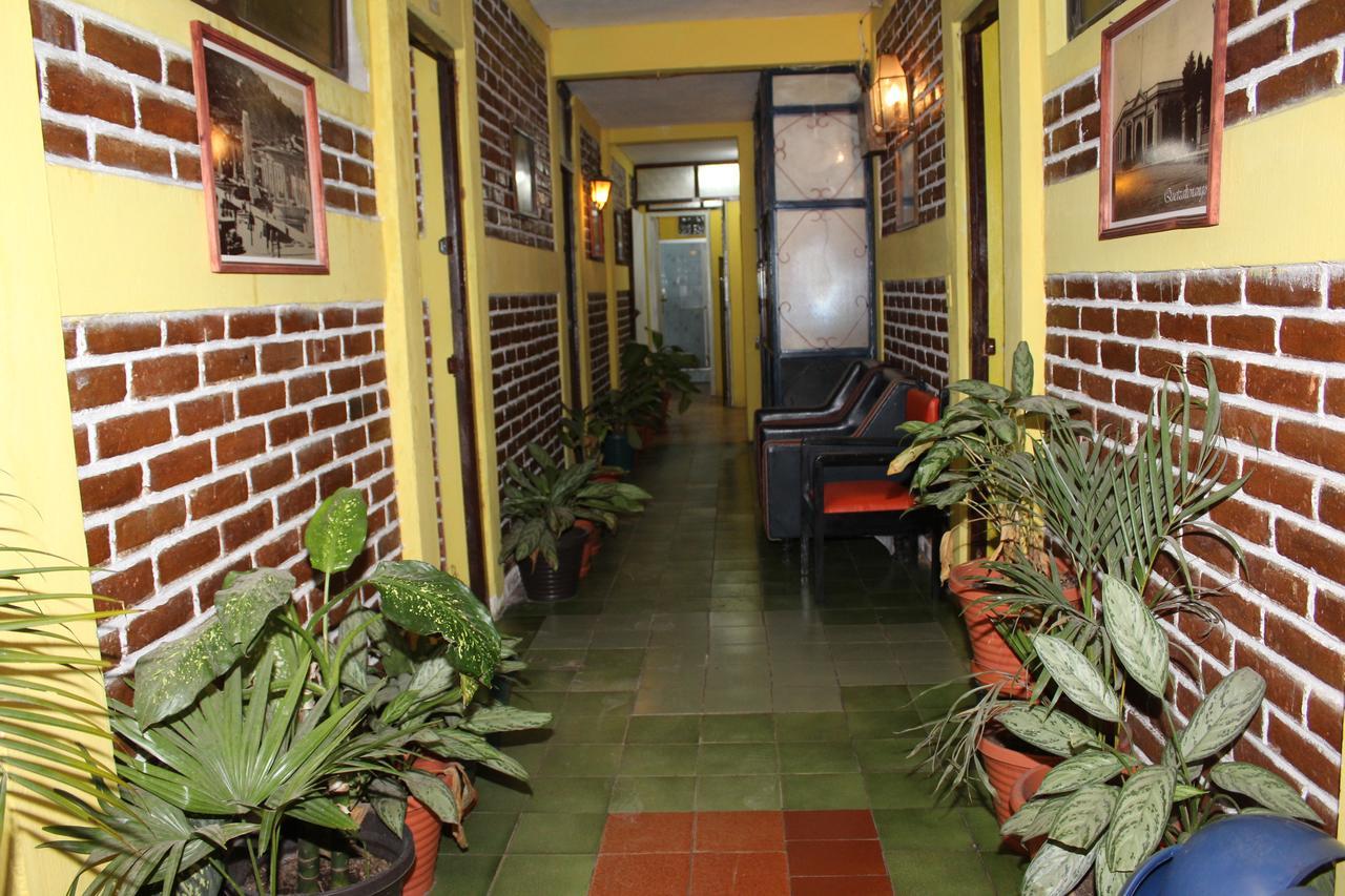 Hotel Casa Del Viajero كويتزالتنانغو المظهر الخارجي الصورة