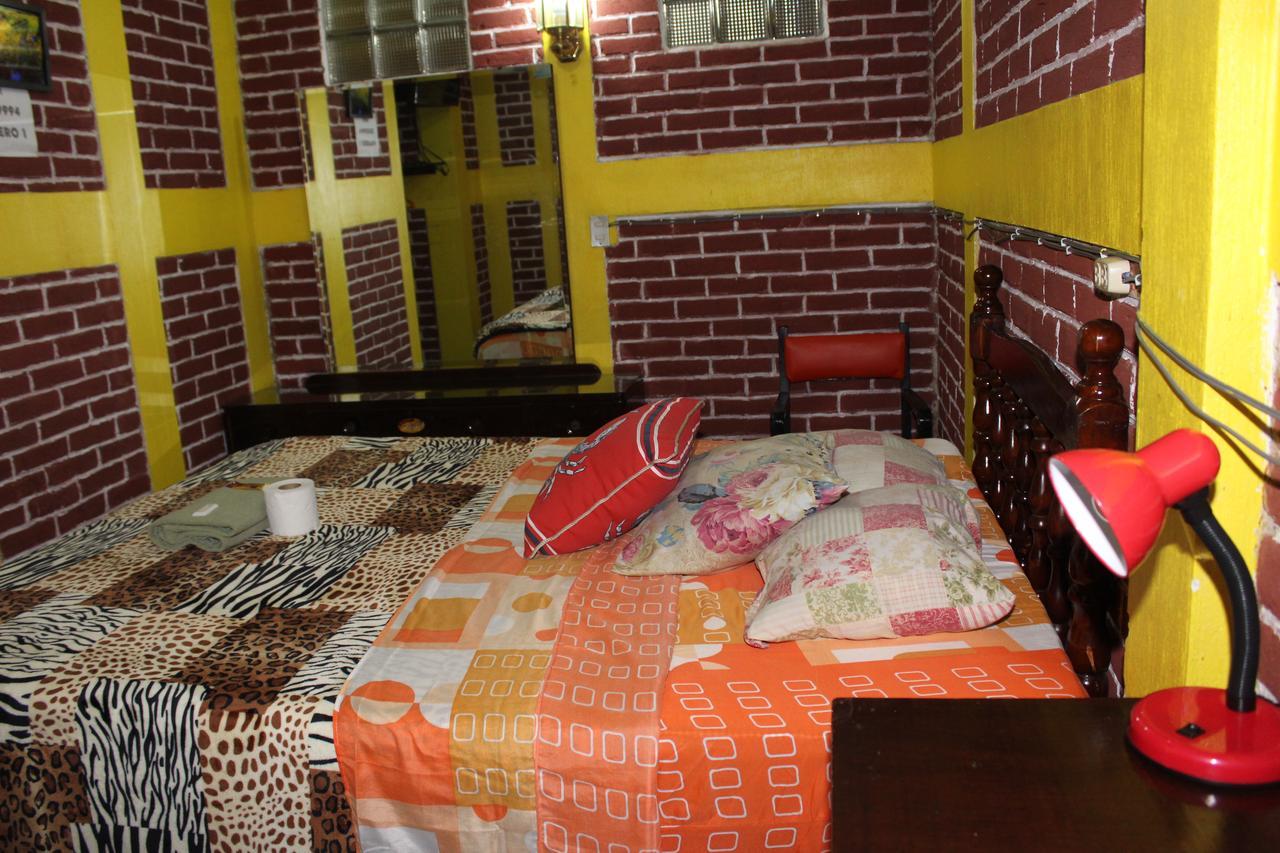 Hotel Casa Del Viajero كويتزالتنانغو المظهر الخارجي الصورة