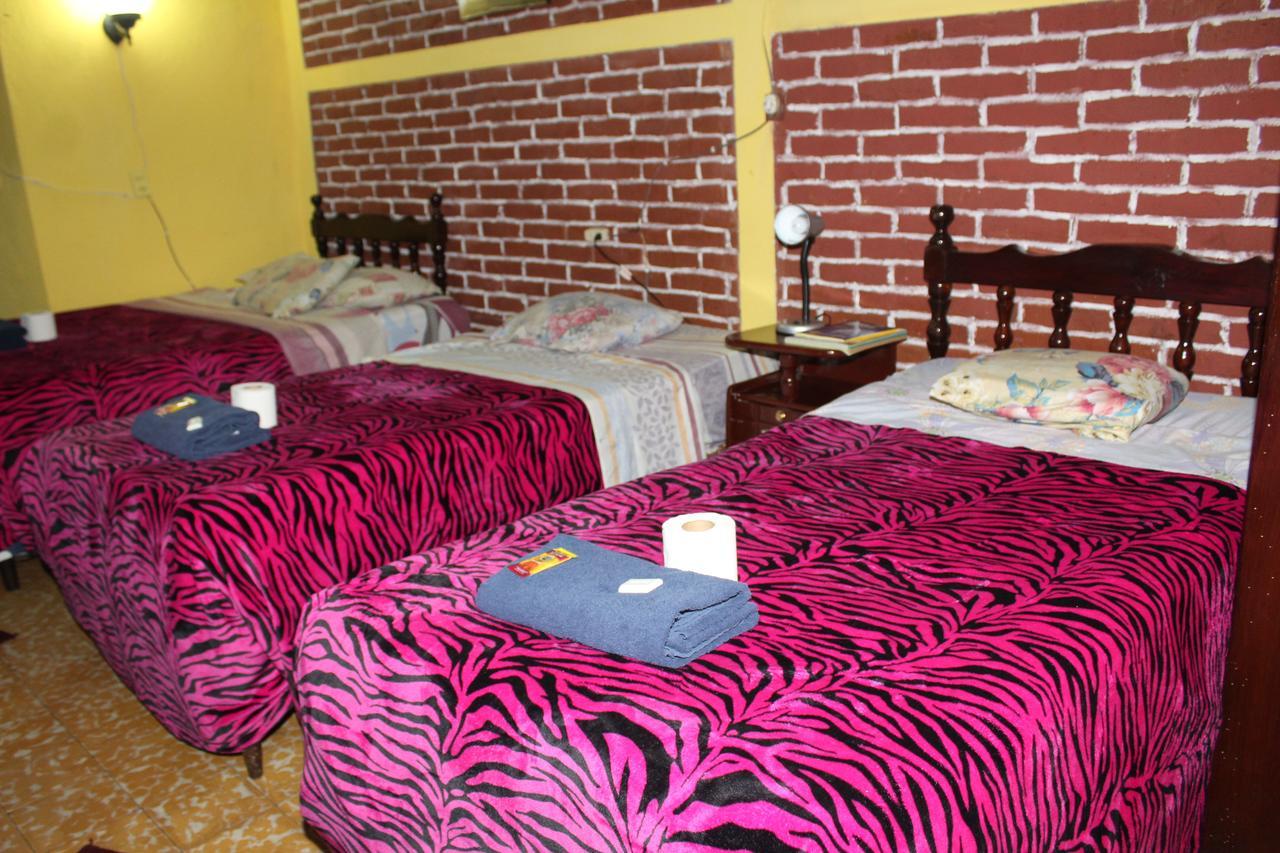 Hotel Casa Del Viajero كويتزالتنانغو المظهر الخارجي الصورة
